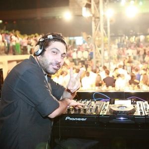 Meet your Posher, Ahmed